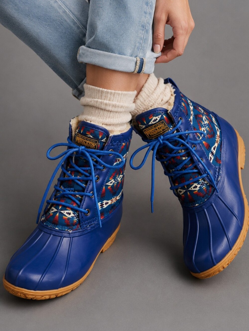 Pendleton Tucson Print Blue Sherpa Lined Waterproof Duck Boots Womens Size 8